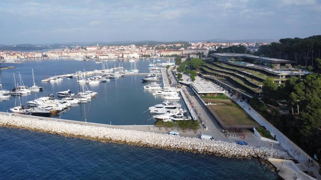 Apartment Michaela 4-Sterne & Parking Rovinj Exteriér fotografie